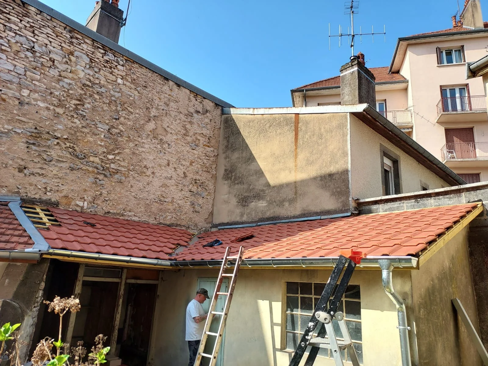 Dépannage toiture en urgence — Ribard Rénovation